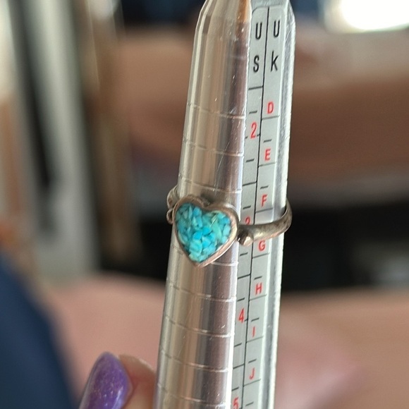 🩵🩵🩵Silver turquoise ring small petite baby size 4 - Picture 6 of 10